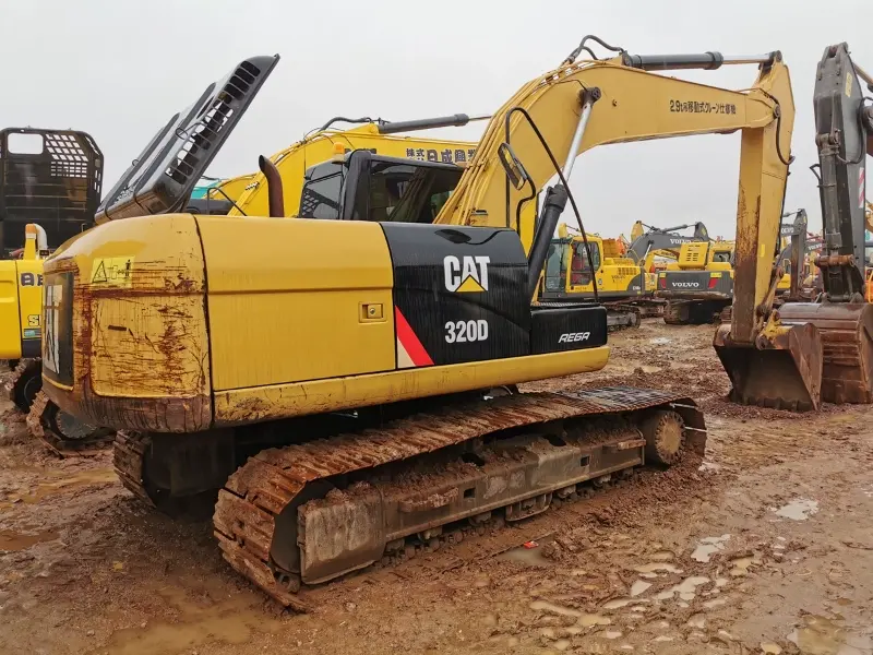 حفارة كاتربيلر Cat320 مستعملة عالية الجودة للبيع
