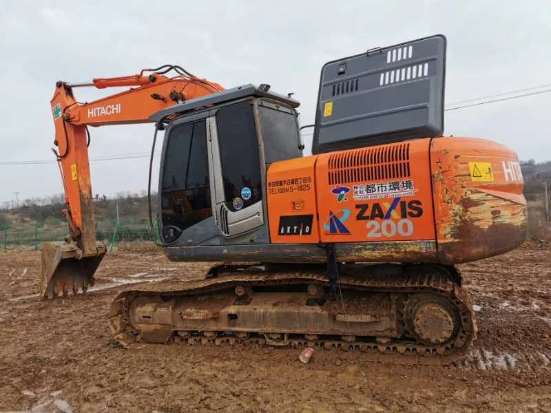Pelle Hitachi ZX200 d'occasion de 20 tonnes avec godet de 1,1 m³ à vendre