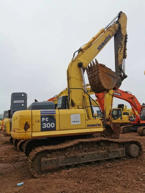 Used Komatsu PC300 Excavator for Sale - Medium Backhoe & Track Model
