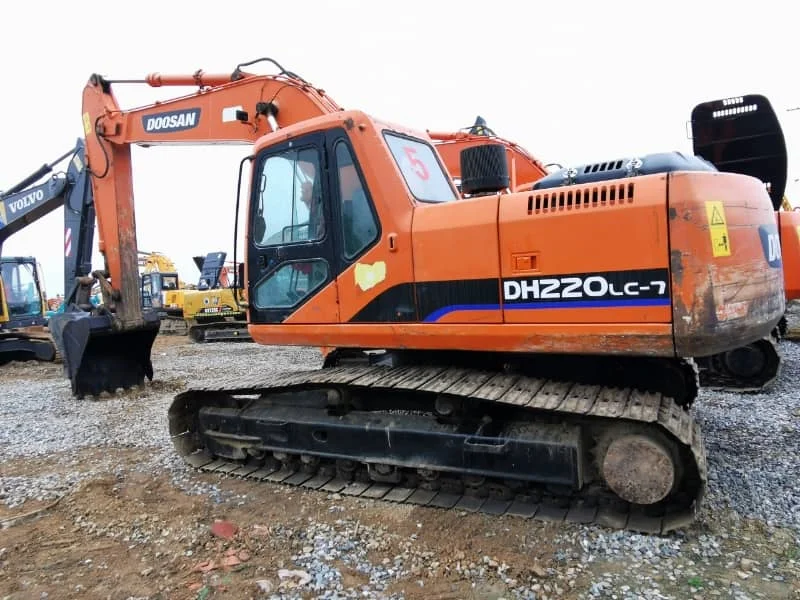 Excavadoras Doosan DH220 usadas de alta calidad a la venta a precios excelentes