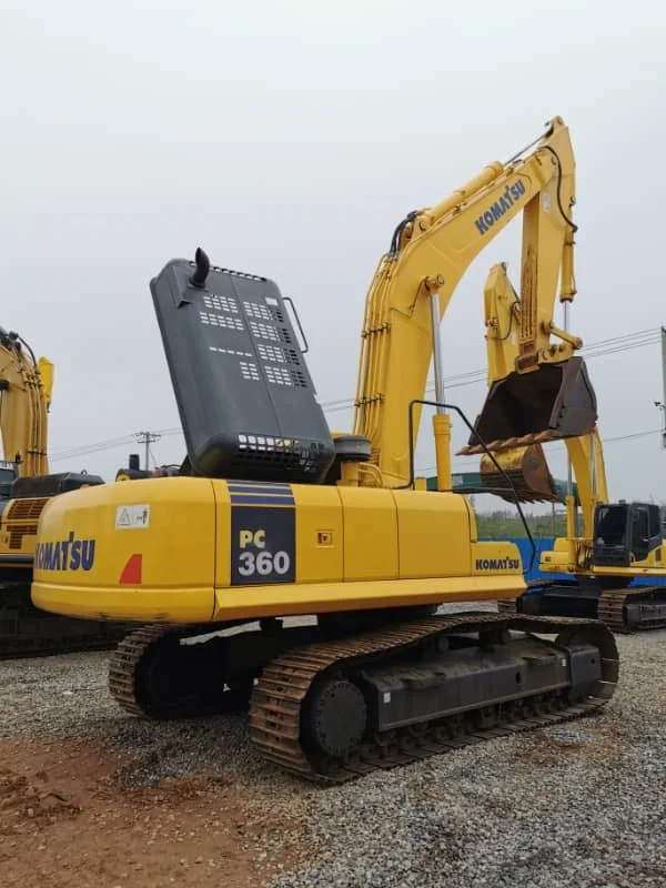 Pelle hydraulique sur chenilles Komatsu PC360 d'occasion à vendre – Matériel d'occasion pour travaux lourds
