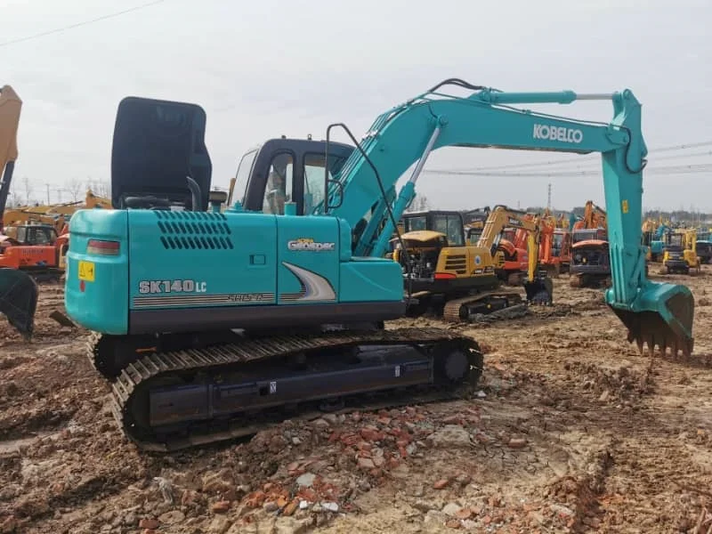 Продаётся б/у мини-гидравлический гусеничный экскаватор Kobelco SK140