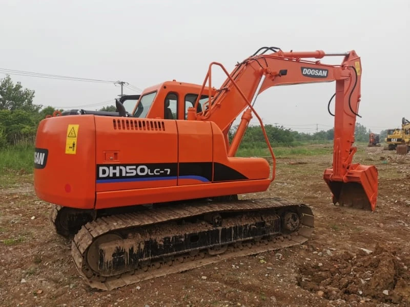 Compre una excavadora Doosan DH150 usada, asequible y confiable: ¡Gran oferta!