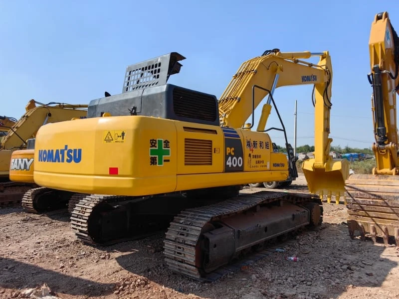 Pelle hydraulique sur chenilles Komatsu PC 400 d'occasion de haute qualité, importée du Japon.