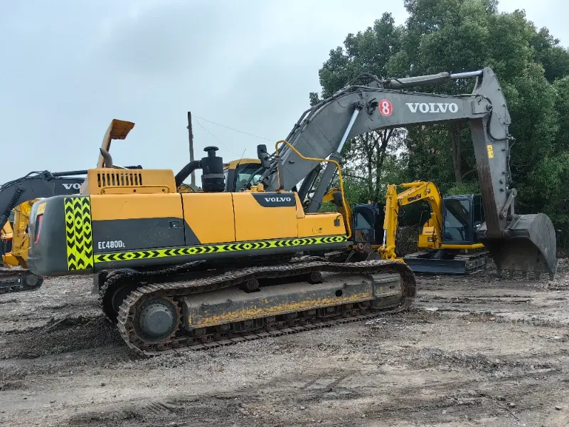 Pelle Volvo EC480DL 95% neuve d'occasion en excellent état