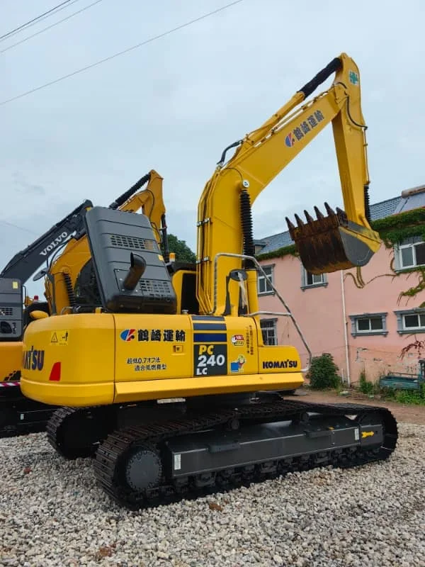 Used Komatsu PC240 Backhoe Excavator in Good Condition - Japan Original