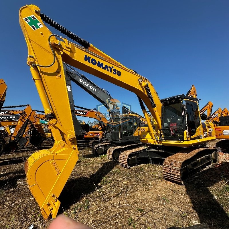 High-Performance Used Komatsu PC220  User-Friendly Hydraulic Excavator