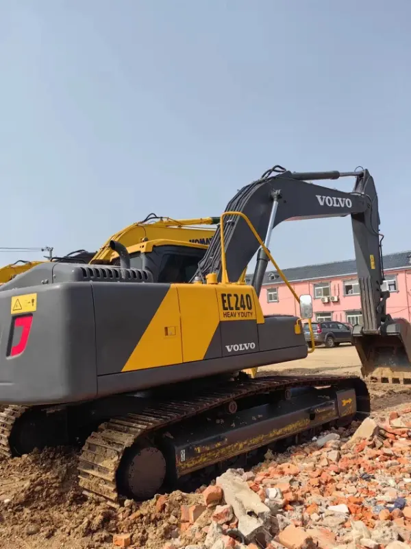 Pre-owned Volvo EC240 Crawler Excavators Available for Purchase