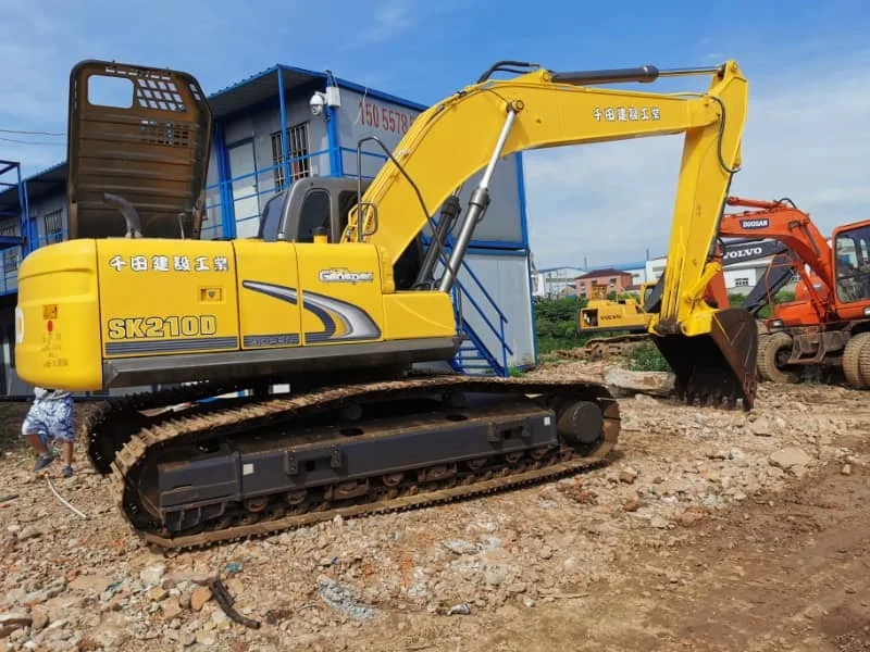 Б/у экскаватор Kobelco SK210 из Японии в отличном состоянии