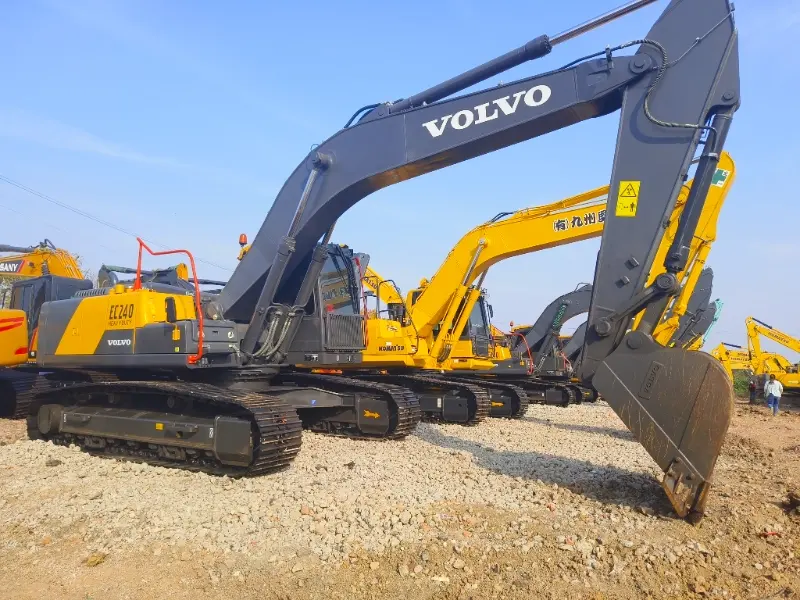 Продаётся высококачественный новый б/у экскаватор Volvo EC240 95%
