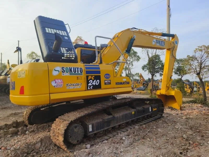 Продаётся б/у экскаватор Komatsu PC240 | Стабильно работающее гидравлическое оборудование