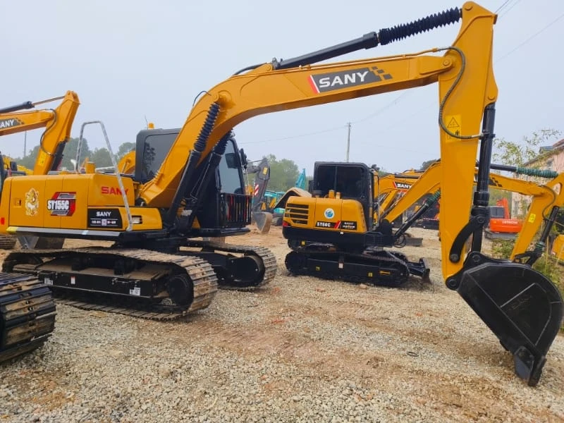 En venta: Excavadora de cadenas Sany SY155C usada en excelentes condiciones