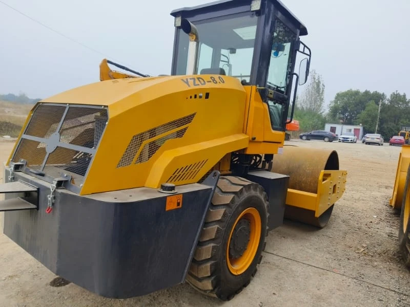 Rouleau compresseur YZD8.0 d'occasion de haute qualité à vendre
