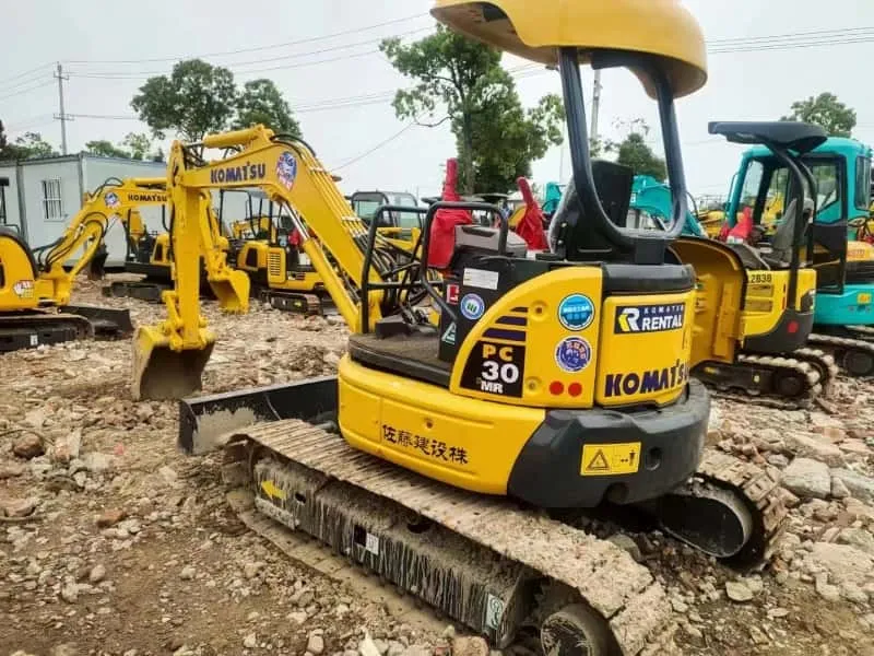 Б/у экскаватор Komatsu PC30 в отличном состоянии