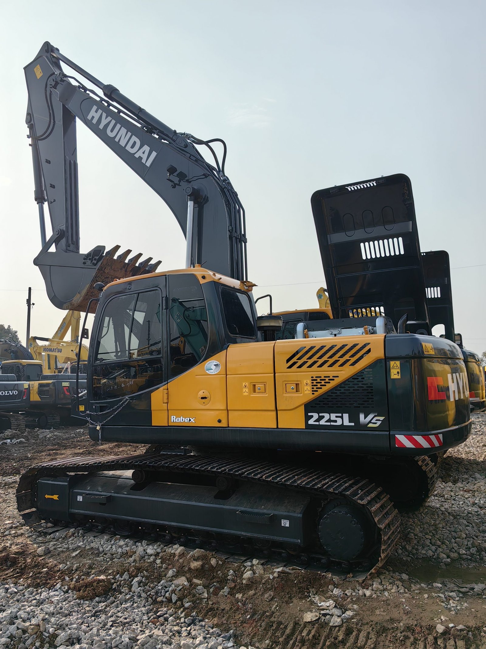 Hochwertiger gebrauchter Hyundai 225-Bagger in ausgezeichnetem Zustand zu verkaufen